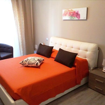 Pianeta Roma 48 Hotel Luaran gambar