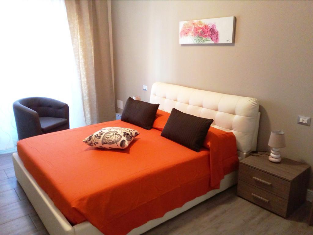 Pianeta Roma 48 Hotel Luaran gambar